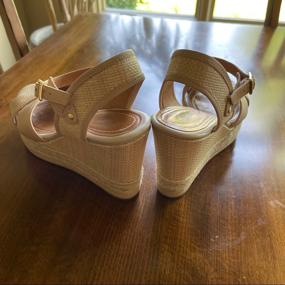 Clarks EUC Sanford perfect for sundresses - Picture 6 of 9